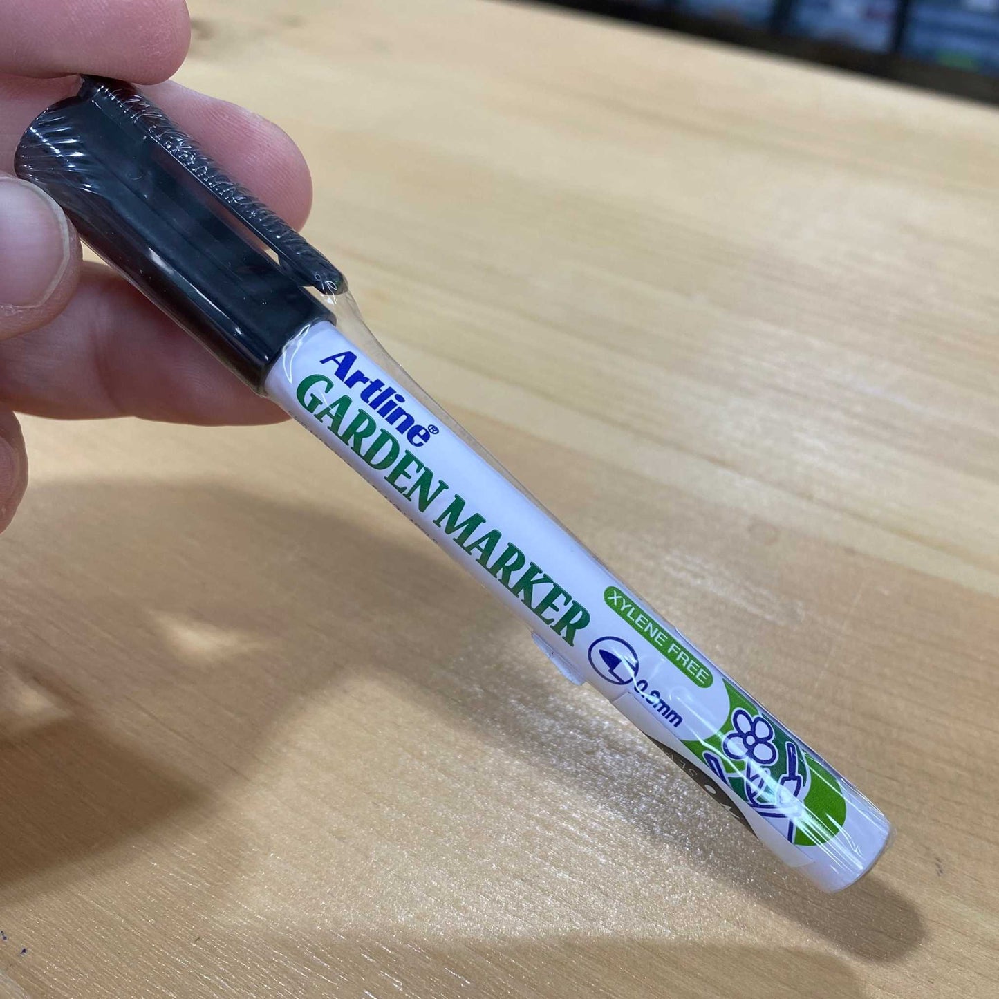 Individual Artline EK-780 Garden Marker is ideal for plant labels.