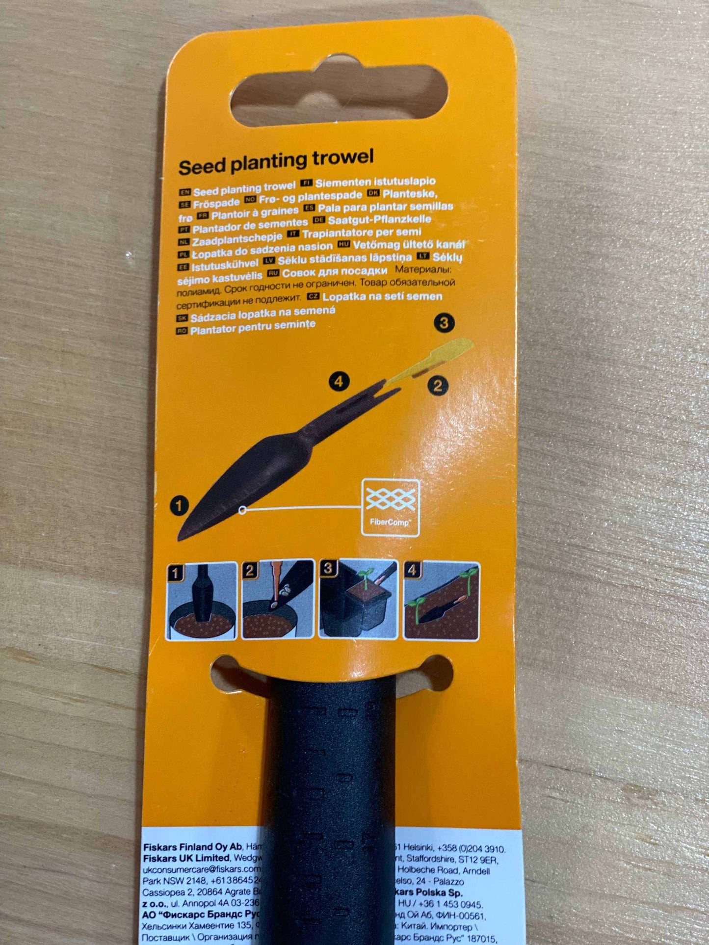 Fiskars 340110-1001 Seed Planting Trowel, Black MatchesSeeds.ca